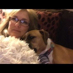 Meet your Posher, Shelly